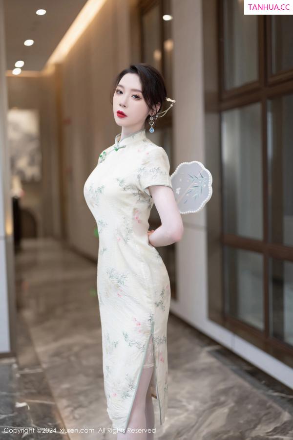 梦心玥  [XiuRen]高清写真图 2024.05.07 No.8497 梦心玥 丝袜美腿第11张图片